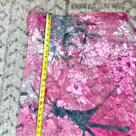 NWT Miss Museum Pink Floral Silk Scarf - Waima Wharf Museum Boutique - Picture 14 of 16